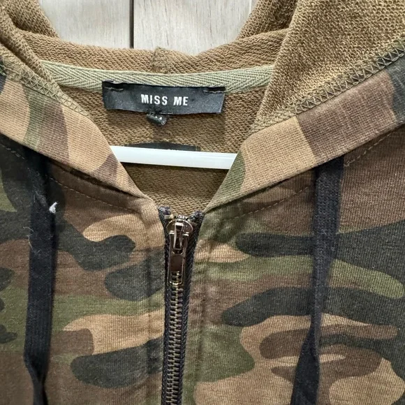 Miss Me Camouflage Hoodie Size Medium - Picture 3 of 5